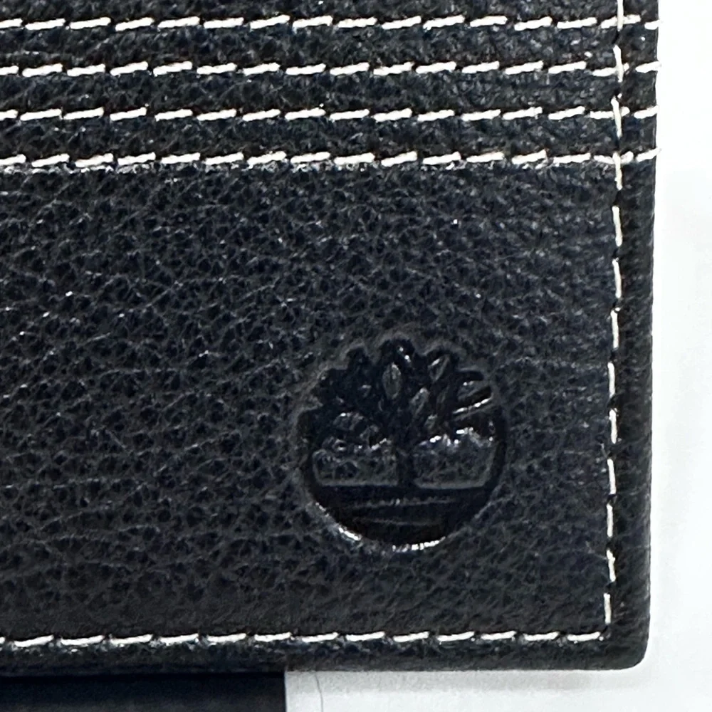 NWT Timberland Black Leather Card Holder
